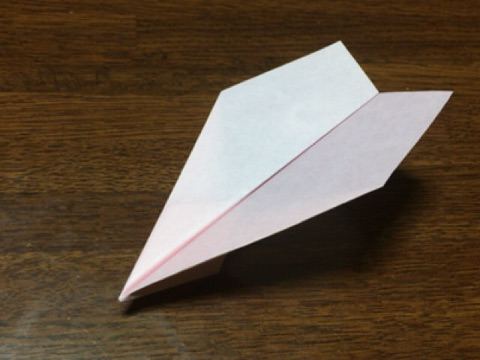 紙飛行機のよく飛ぶ折り方 第2位 ギネス記録飛行機